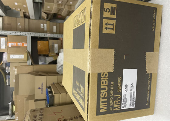 Servoversterker 3 Fase 200 van M.-j2s-500B 5Kw AC Mitsubishi aan 230VAC 50/60Hz