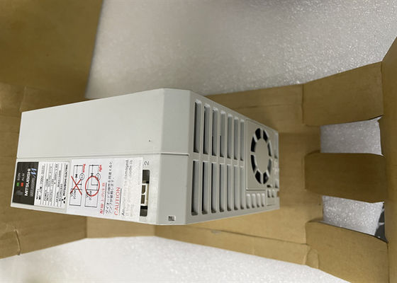 De Industriële Servoaandrijving M.-j2m-70du-S020 750W 0 van Mitsubishi - 360Hz