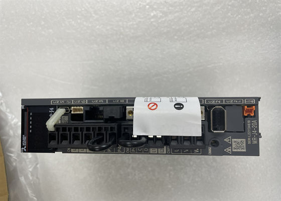 De Industriële Servoaandrijving Mitsubishi Electric 3PH 170V van M.-j4-200B 2kW