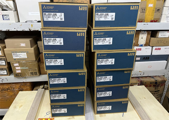 De Servoversterker Elektrische 0.4kw van Mitsubishi M.-j4w3-444B AC