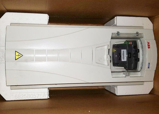 ACH550-01-023A-4+B055 3AUA0000004381 Faseomvormer met variabele frequentie 11 kW