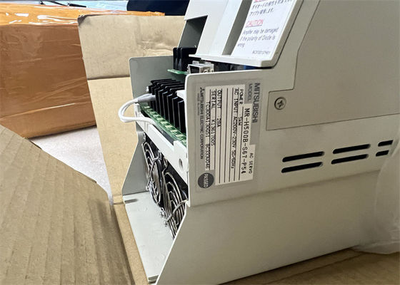 NIEUWE ORIGINELE 5KW Mitsubishi Melservo, de Servoaandrijving van M.-h500b-s67-P54 Mitsubishi