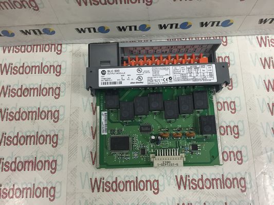 AB 8 Output SLC 500 de Digitale Module 1746-OX8 van de Contactoutput