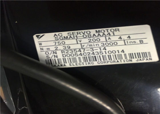 GLOEDNIEUWE Yaskawa AC Industriële sgmah-08AAA41 750W 200V 3000RPM