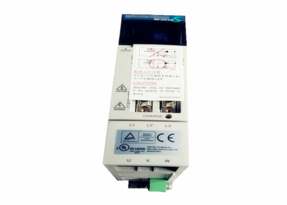 Servo de Aandrijvings M.-j2s-20B hc-MF23 driefasen200w AC Servoversterker van Mitsubishi Ac met Motor