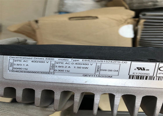 DRIVE MOTEC 8400 INPUTvoltage 400/480 VAC van de Lenzee84dgdvb15242ps OMSCHAKELAAR 1,5 kW
