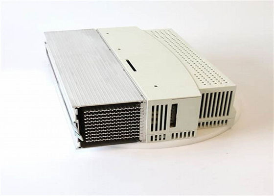 Lenze EVS9323-CSV004 SERVOCONTROLLER 9300 SERIE 400/480 VAC 1,5 KW (2 PK)