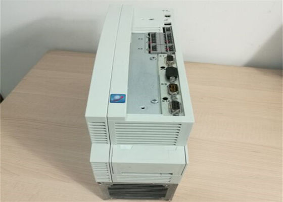 VOERDE Lenzeevs9324-etv907 SERVOcontrolemechanisme 3 FASE 7 AMPÈRE 400/480 VAC 50/60 Herz in