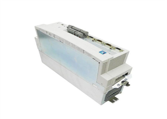 Het SERVOcontrolemechanisme van Lenze evs9324-S 9300 REEKSEN 400/480 VAC 3,0 kW (4 HP)