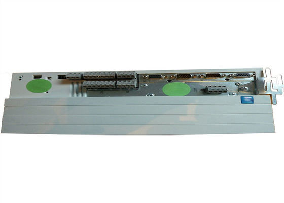 Lenzeevs9326-eiv004 SERVOcontrolemechanisme 9300 REEKSEN 400/480 VAC 11 kW (14,75 HP)