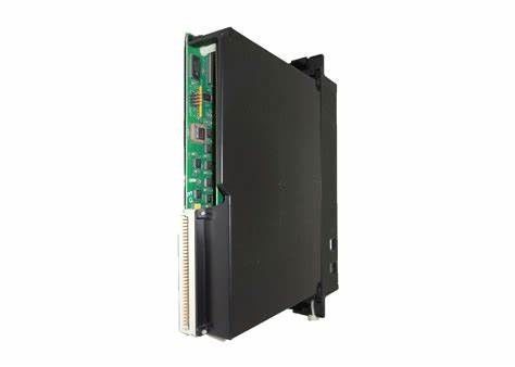 DRIJVEND KOMMAcpu TYPE VAN GE IC697CPM914 ENIGE GROEF 32 MHZ 2000 AFZONDERLIJKE I/O SERIËLE POORT