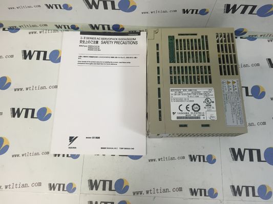 Yasakawa sgdm-01 SERVOversterker 50/60 Herz van ADA Ac Servo Motor Drive 0,91 AMPÈREN UIT 0,10 kW