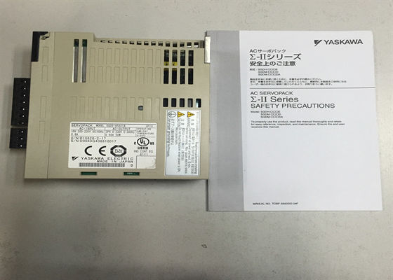 Aandrijving sigma-III SERVOversterker 1 FASE 200V van de Yasakawa sgds-A5A01A Ac Servomotor