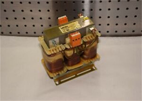 Veranderlijke de LEIDINGENfilter van Lenze EZN3A0300H013 van de Frequentieomschakelaar VOOR SERVOdrive 3X3MH +/-10% van 5.5KW