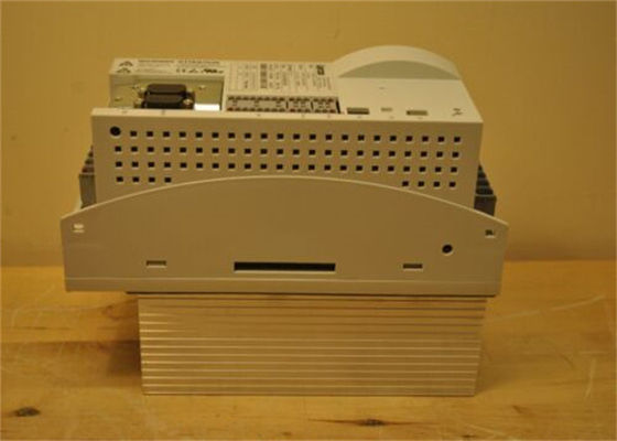 Lenzee94amhe0044b33lfpmm0044hx0051 DRIVE SERVO 9400 4AMP 3X400V