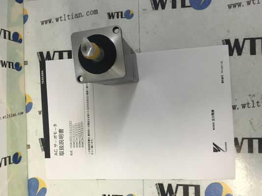DE ELEKTRISCHE AC SERVOmotor 100W VAN SGMAS-01ACA21 YASKAWA   3000RPM 200V