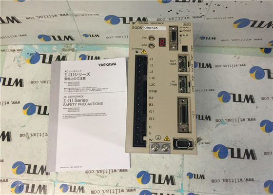 De Industriële Servoaandrijving YASKAWA sgds-08A72A 750W van 50/60HZ SERVOPACK