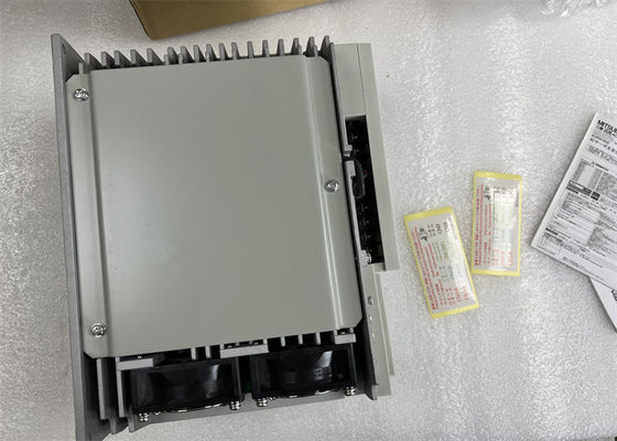 Servo de Versterker M.-j2s-350B4 AC Aandrijving 350A van Mitsubishi Electric 3.5KW M.-J2S driefasen