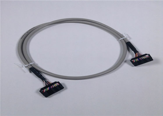 Stak de Verbindende kabel van Schneider Electric TSXCDP102 Gerolde Lintkabels 1m in de schede