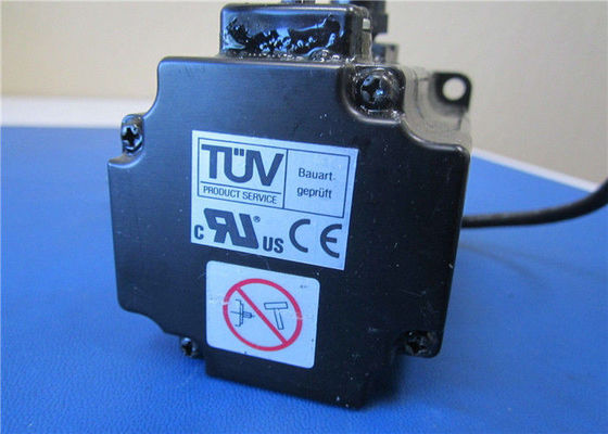Sgmph-01AAE4C de Industriële Servomotor C van Servomotoryaskawa 100W 200V 0.89A AC