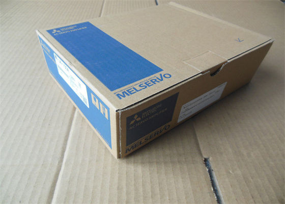 SERVO de VERSTERKER M.-j4-100A 1KW 200V Servoaandrijving van Mitsubishi AC NIEUW in voorraad