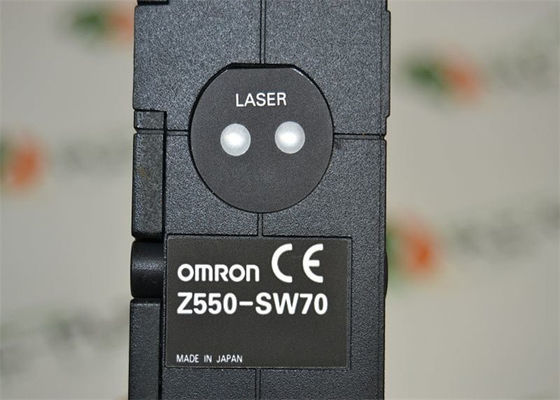De Omronz550-sw70 SENSOR HOOFDz550 VERSPREIDT 200±30MM MEETBARE BUNDELDOORSNEDE 70MM