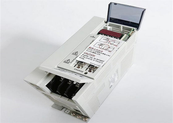 M.-j2s-200a-S007 de Industriële Servo Servoversterker van Aandrijvingsmitsubishi