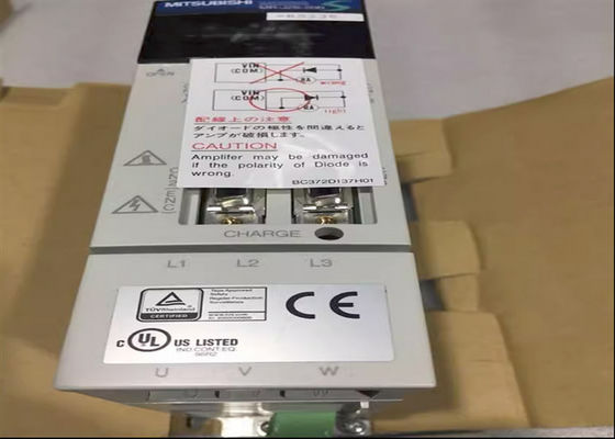 M.-j2s-200b-RS238   De industriële Servo Servoversterker van Aandrijvingsmitsubishi
