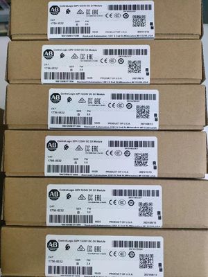 Ab 1746-IV32 5 aan 95% zonder condensatie 106 milliampscombinatie 120 Volts AC I/O