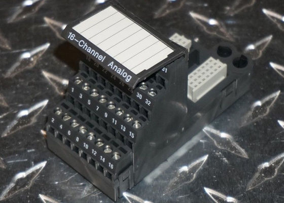 Emersondeltav EINDblok KJ3223X1-EA1 12P2867X 16 KANAAL ANALOGE Module
