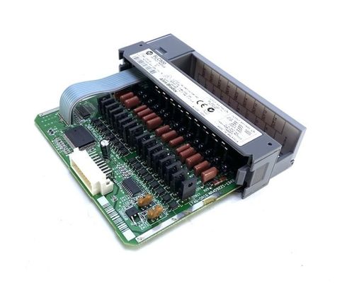 I/O MODULE 16 OUTPUT 85-265 VOLT AC 370 VAN AB 1746-OA16 DOCTORANDUS IN DE LETTERENbackplane HUIDIGE LADING