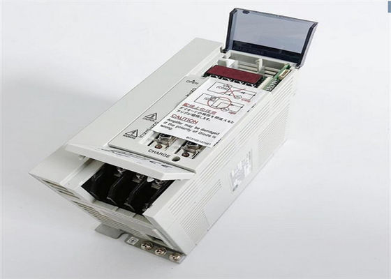 M.-j2-100AS24 AC de Industriële Servo Servoversterker van Aandrijvingsmitsubishi