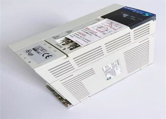 M.-j2-100AS24 AC de Industriële Servo Servoversterker van Aandrijvingsmitsubishi