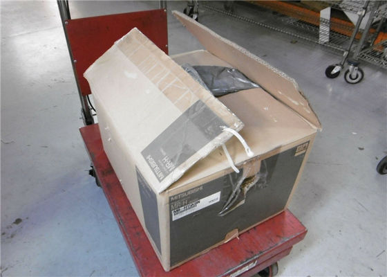 De Reeks SERVOdrive AC van Mitsubishi Melservo M.-h Servo NIEUWE Versterker M.-h15kbn-S300