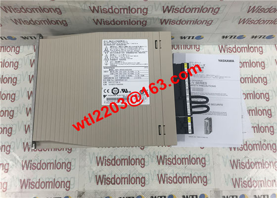 De Servomotoraandrijving van 1PH 200-230V AC, YASKAWA Servopack sgdv-5R5A01A 50/60HZ 3.7A