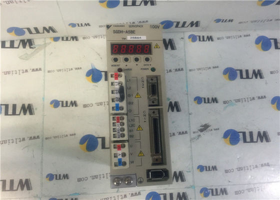 De Industriële Servoaandrijving YASKAWA sgdh-A5BE 50W van 50/60HZ SERVOPACK