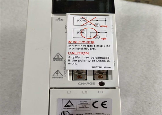 M.-j2s-70cp-S084 de Industriële Servoaandrijving 3PH 200-230VAC 50/60HZ 750W van Mitsubishi