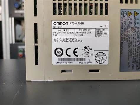 Servoac 200VAC de Leverings1.6a 200V Lading 200 W van OMRON R7D-BP02H