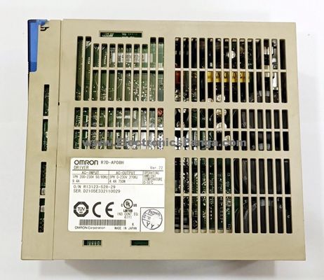 Lading 750 van de Omronr7d-ap08h Servoac 200VAC Levering 4.4A 200V w-r7d-ap08h-Nd