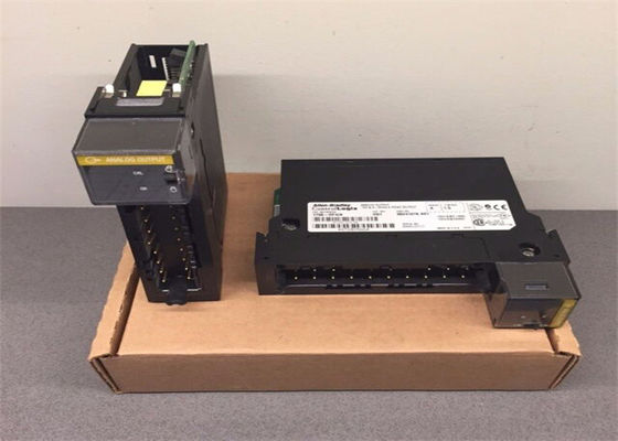 I/O DE MODULEcontrollogix ANALOGE OUTPUT 4 VAN AB 1756-OF4 VOLTAGE OF HUIDIGE OUTPUT