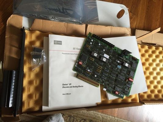 IC660CBB903K PLC van GE FANUC I/O de Buscontrolemechanisme van Series Six van het Logicacontrolemechanisme