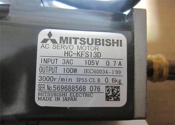 De NIEUWE Industriële AC Servomotor hc-KFS13D 3AC 105V 0.7A van Mitsubishi 100W in voorraad