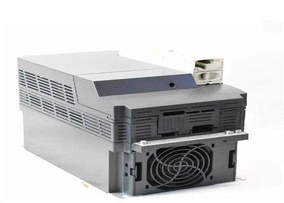 ATV32HD11N4   De veranderlijke snelheidsaandrijving ATV32 11 kW 400 V van Schneider   fase 3