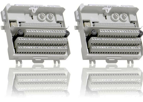 Van de de Modulebeëindiging van TU830V1 3BSE013234R1 Uitgebreide van het de Eenheidssignaal de Terminalss800 I/O Module