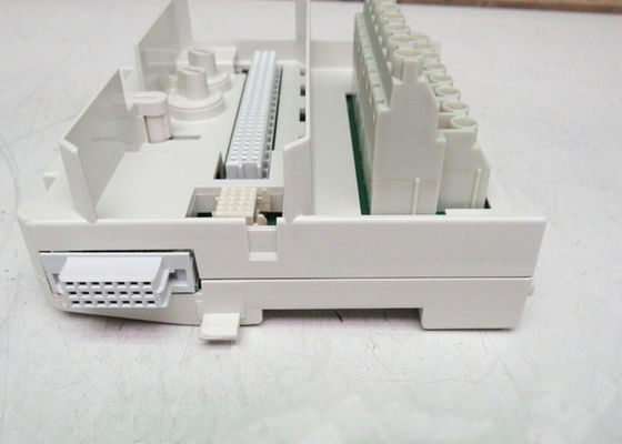 Van het Signaalterminals S800 van 3BSE013235R1 de TU831V1 Uitgebreide MTU 250V I/O Module