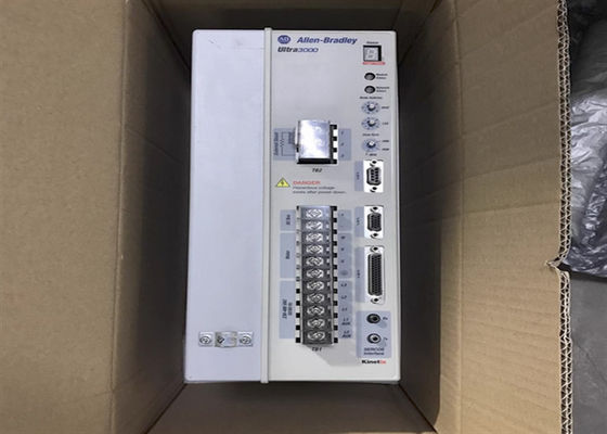 2098-dsd-hv030-SE AB Industrial Servo Drives Ultra 3000 3kW met de Servoaandrijving van SERCOS