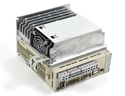 Yasakawa sgda-04AS   Ac Servomotoraandrijving 0,53 HP 200 V-VOEDING