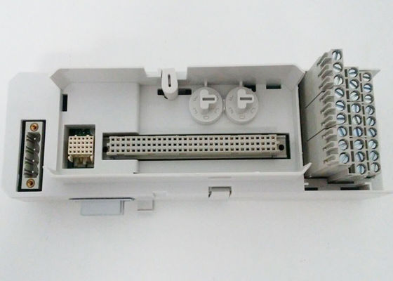 Het Eindbloktu891 3BSC840157R1 S800 Module van TU890 3BSC690075R1