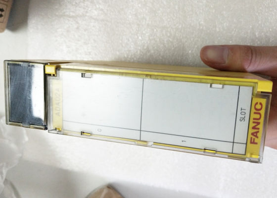A03B-0819-C052 FANUC I O-DE EENHEID VAN DE MODULEada02a ANALOGE OUTPUT 12BIT