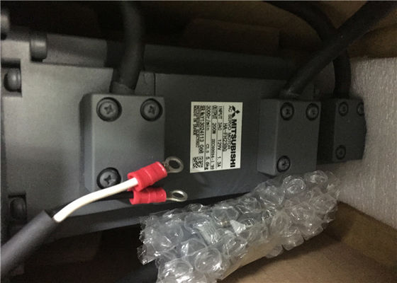 De Industriële Servomotor 0.2KW 129V 13A van Mitsubishi Melservo Ha-FH23BG NIEUW in voorraad